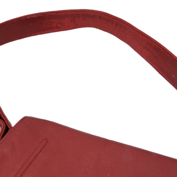 KENNETH COLE REACTION | Genuine Leather Red Shoulder Bag Purse - Picture 7 of 10